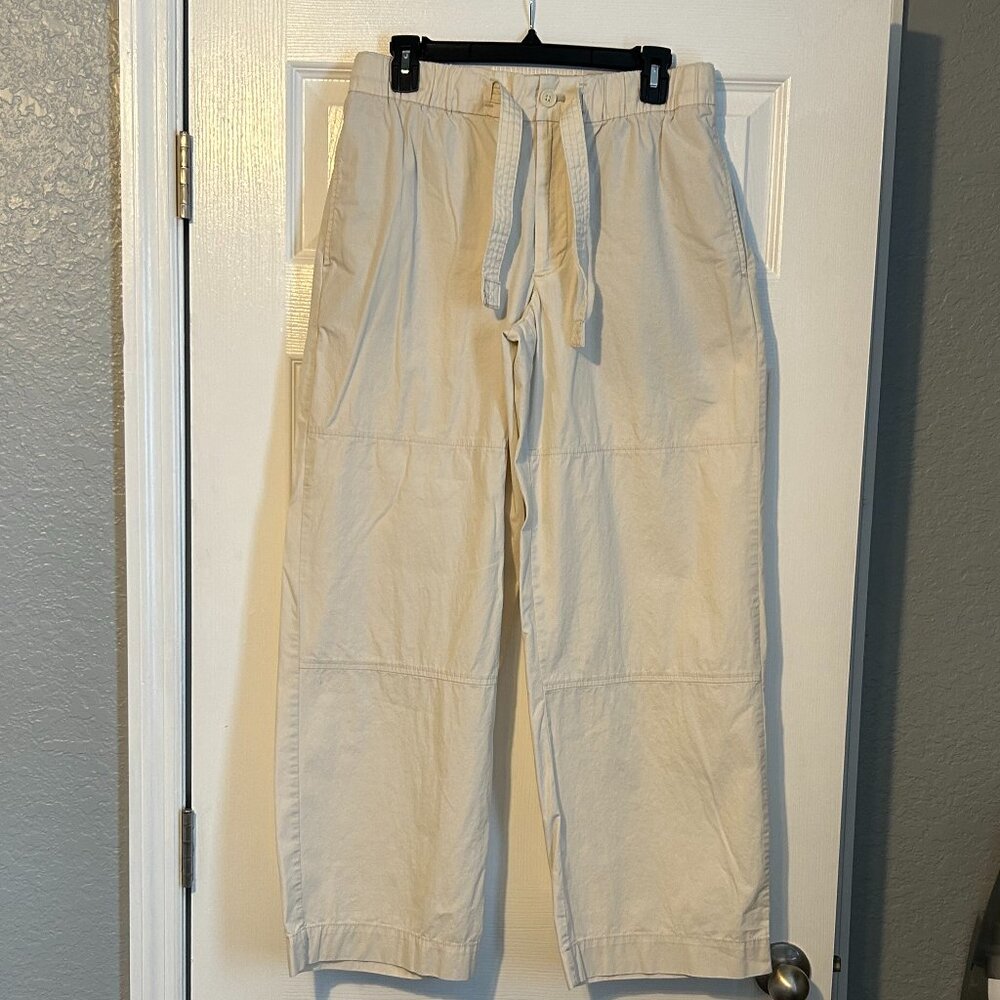 Banana Republic Pants, Straight Leg, Size Medium, Cream/Tan
